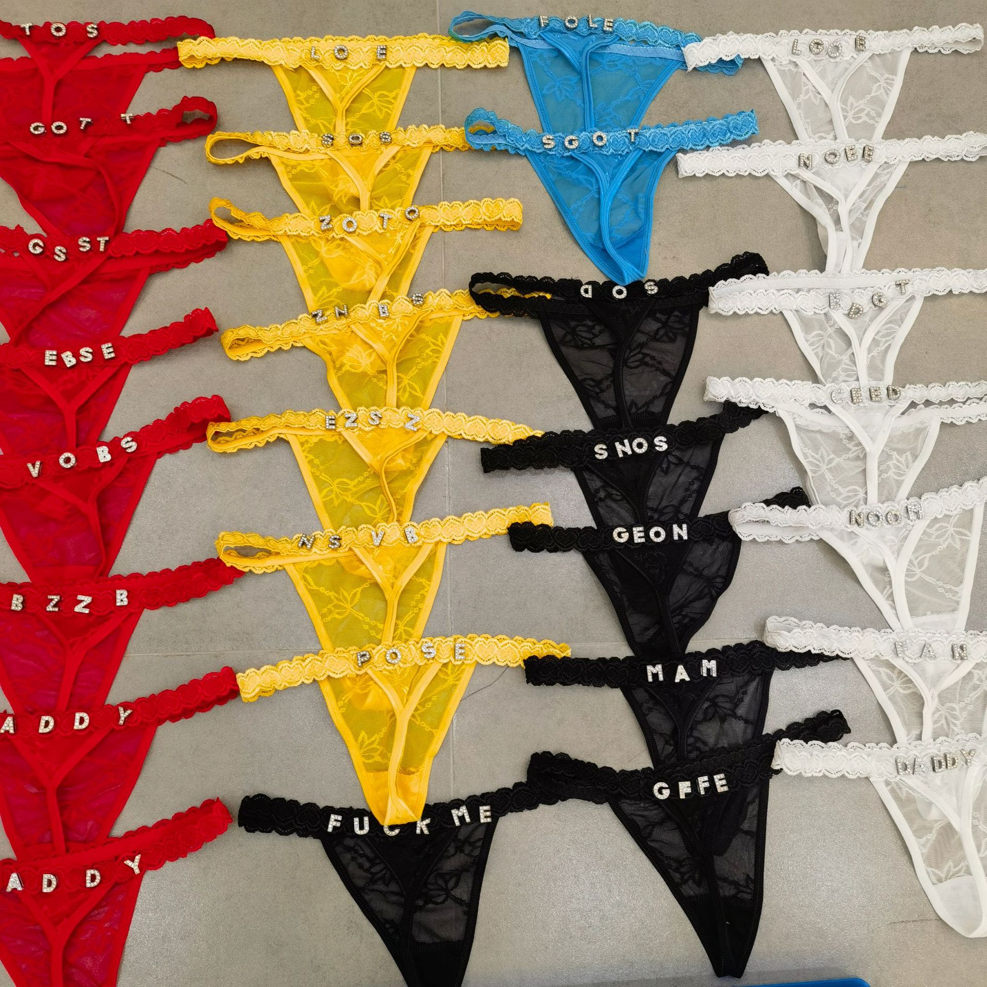 Customize Thongs Crystal Name  - Body Jewelry Women のレビューと価格