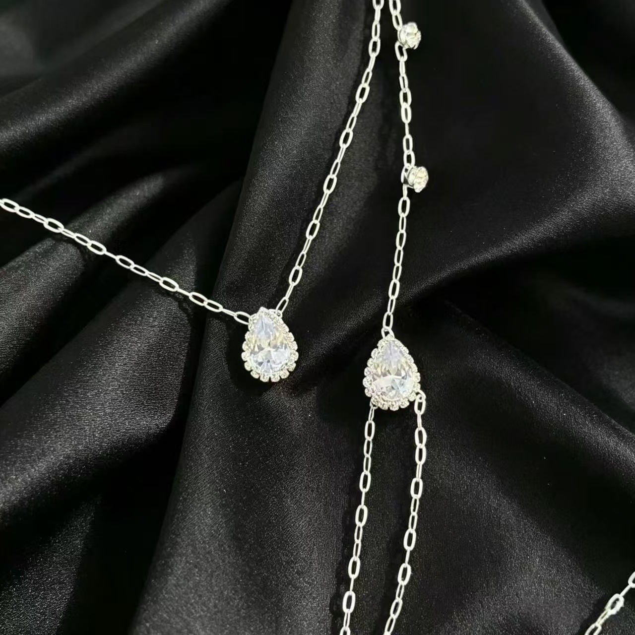 Elegant and graceful bridal ba - Body Jewelry Back のレビューと価格