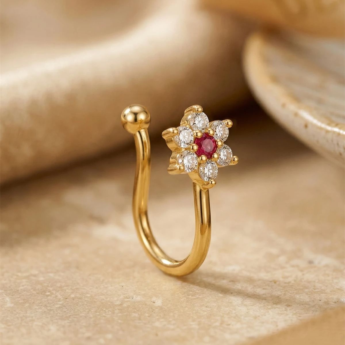 1PC Flower Shaped No Piercing  - Body Jewelry On Sale のレビューと価格