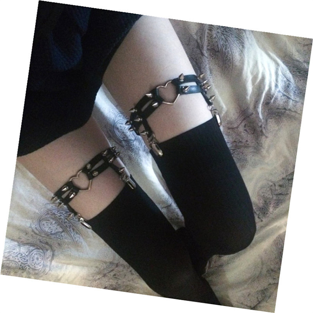 1Pcs Women Punk Goth Heart PU  - Body Jewelry Rings のレビューと価格