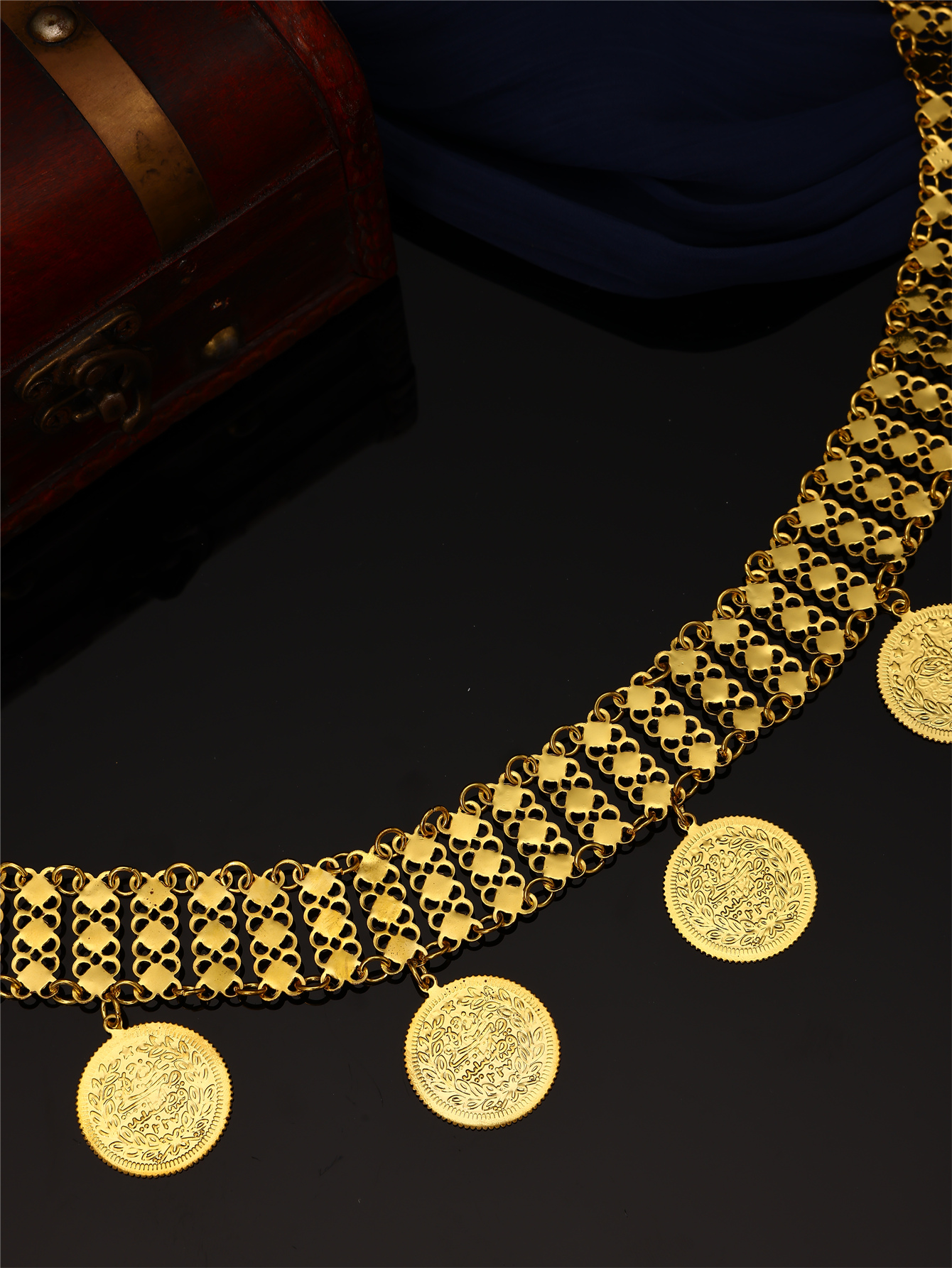 Luxurious Retro Women's Body C - Body Jewelry Luxury のレビューと価格