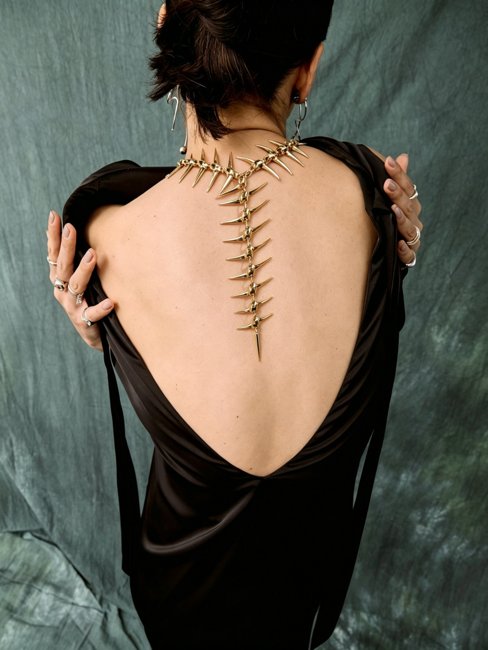 Avant Garde Gold Spine Back Ch - Body Jewelry For Backless Dress のレビューと価格