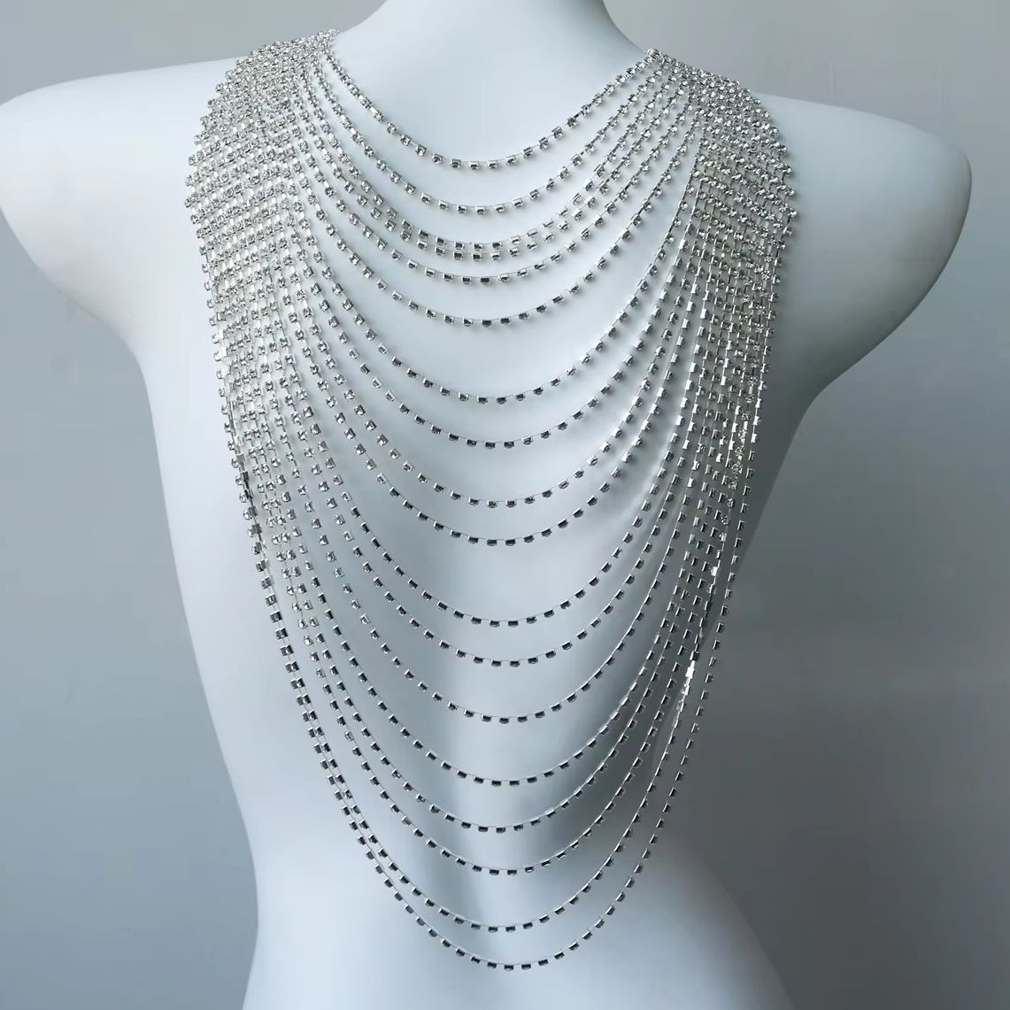 Stylish Multi-Layer Body Chain - Body Jewelry Back のレビューと価格