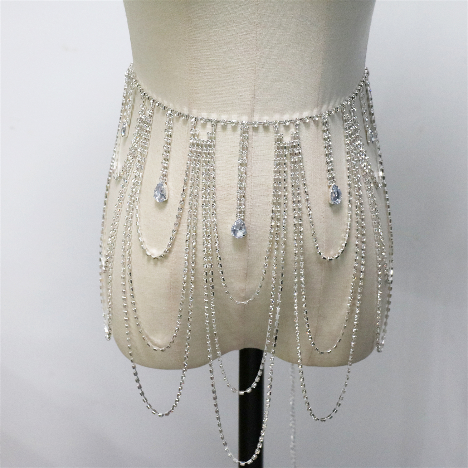 Personalized Multi layer Tasse - Body Jewelry Luxury のレビューと価格