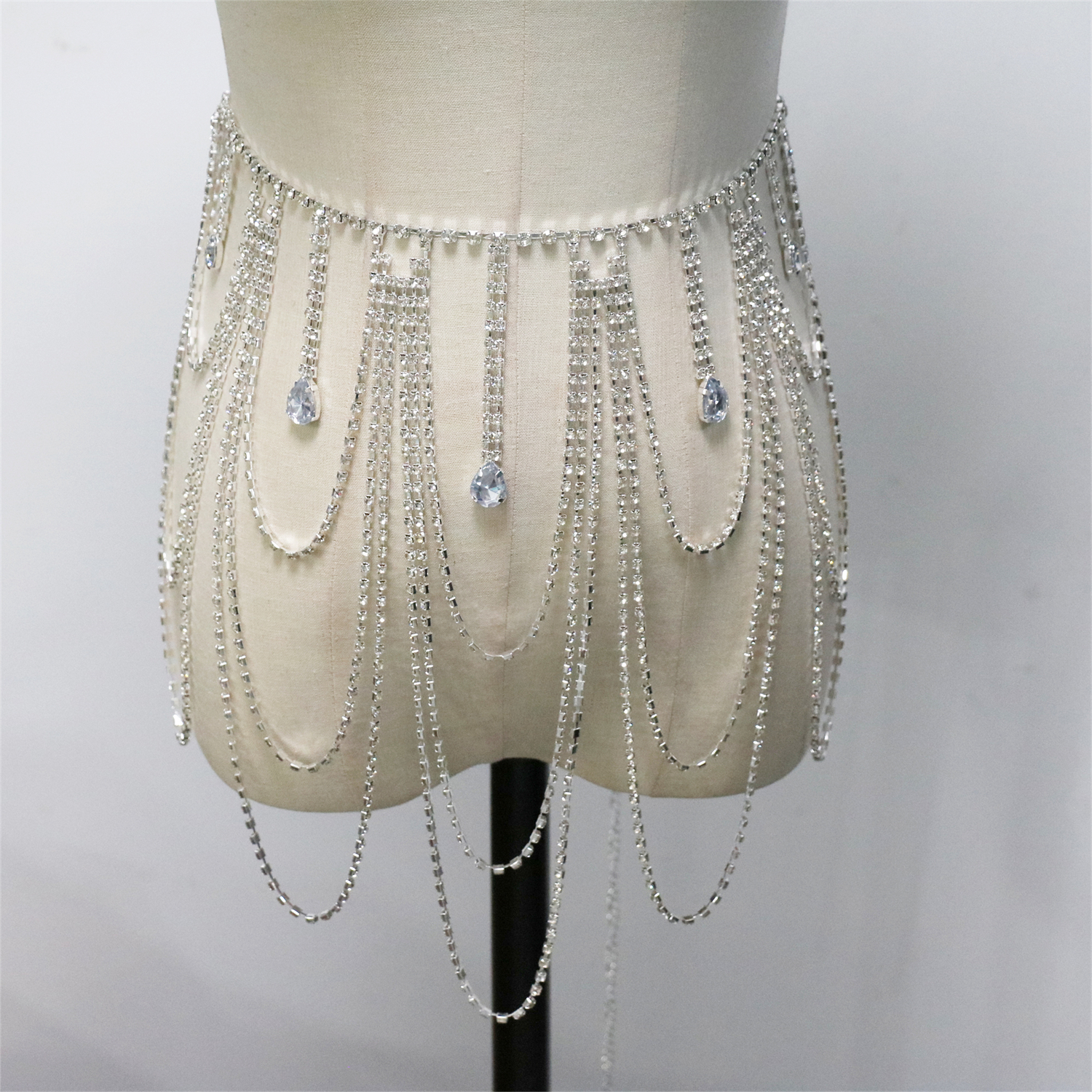 Personalized Multi layer Tasse - Body Jewelry Luxury のレビューと価格