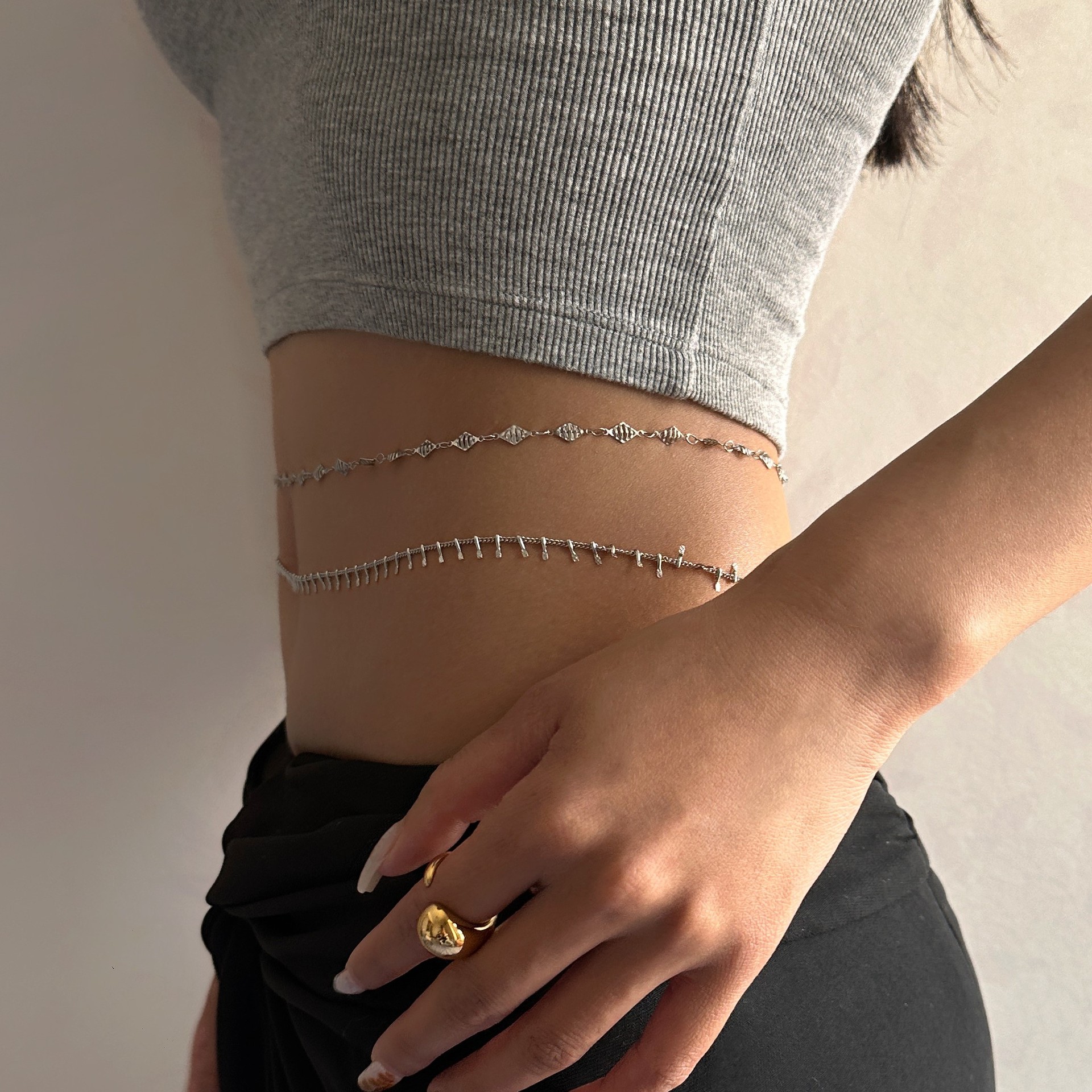 Punk Round Stainless Steel Wai - Body Jewelry Gold のレビューと価格